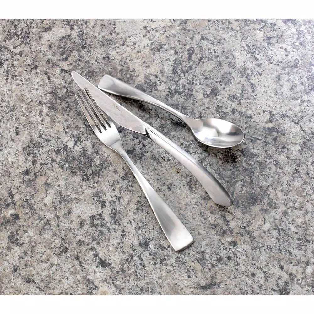 Outlet 🎁 Flatware Oneida Satin Reflections Stainless Steel 18/10 Table Forks, European Size (Set Of 12) ⭐ 4 Outlet 🎁 Flatware Oneida Satin Reflections Stainless Steel 18/10 Table Forks, European Size (Set Of 12) ⭐ - Image 2